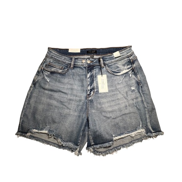 Judy Blue Pants - NWT Judy Blue Hallie High Rise Distressed Denim Shorts Medium Wash Plus 3XL Boho